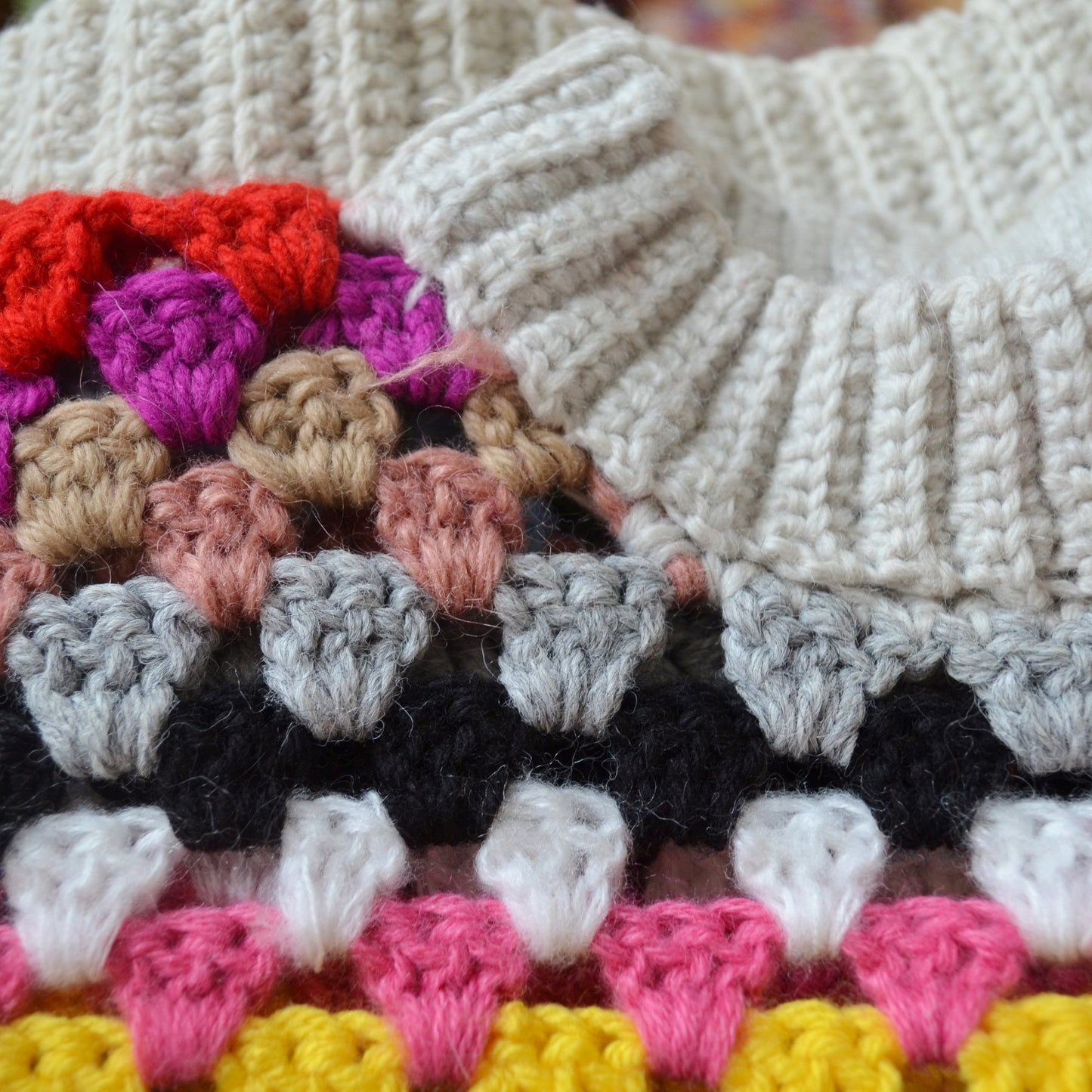 Vintage Crochet Jumper S