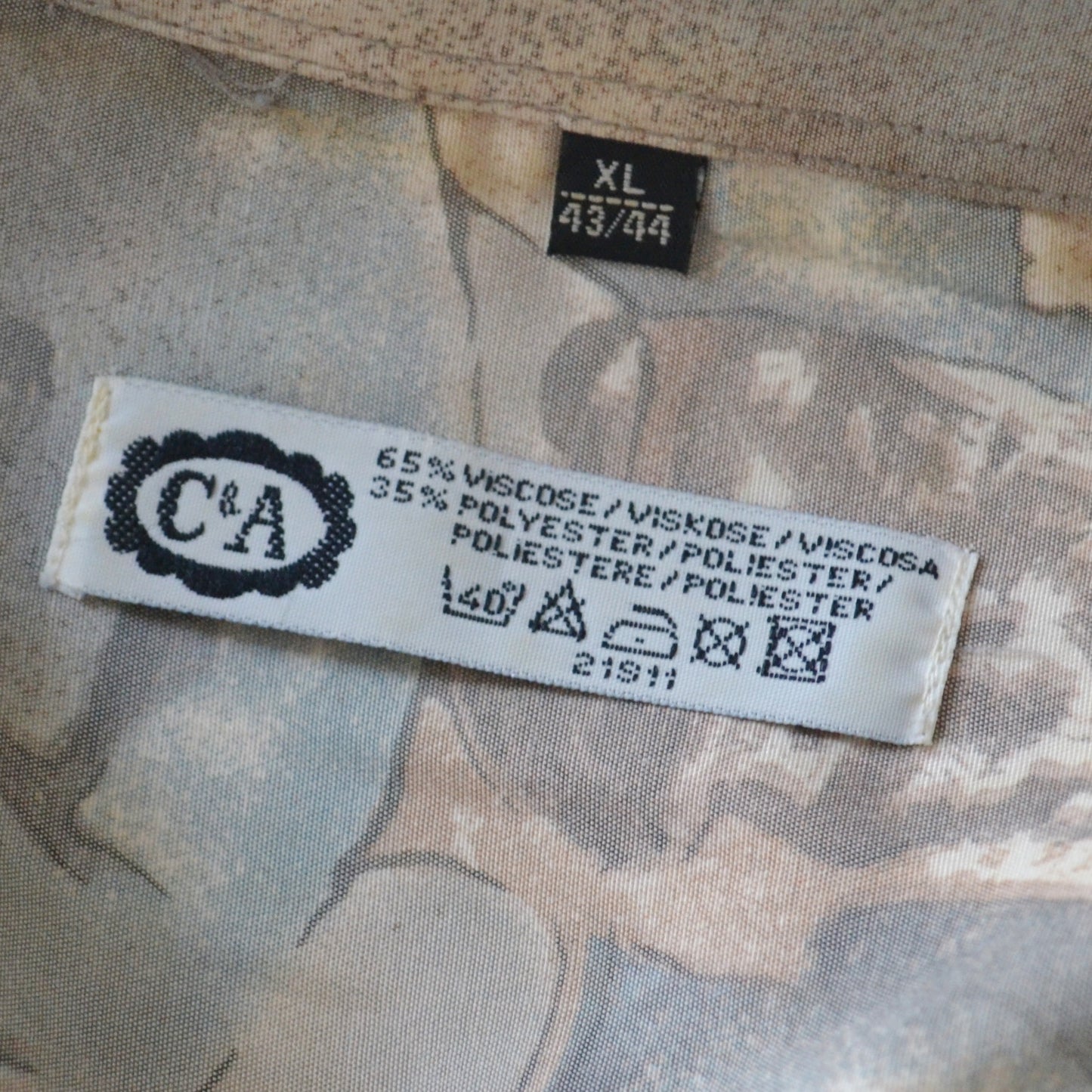 Vintage Abstract Shirt XL