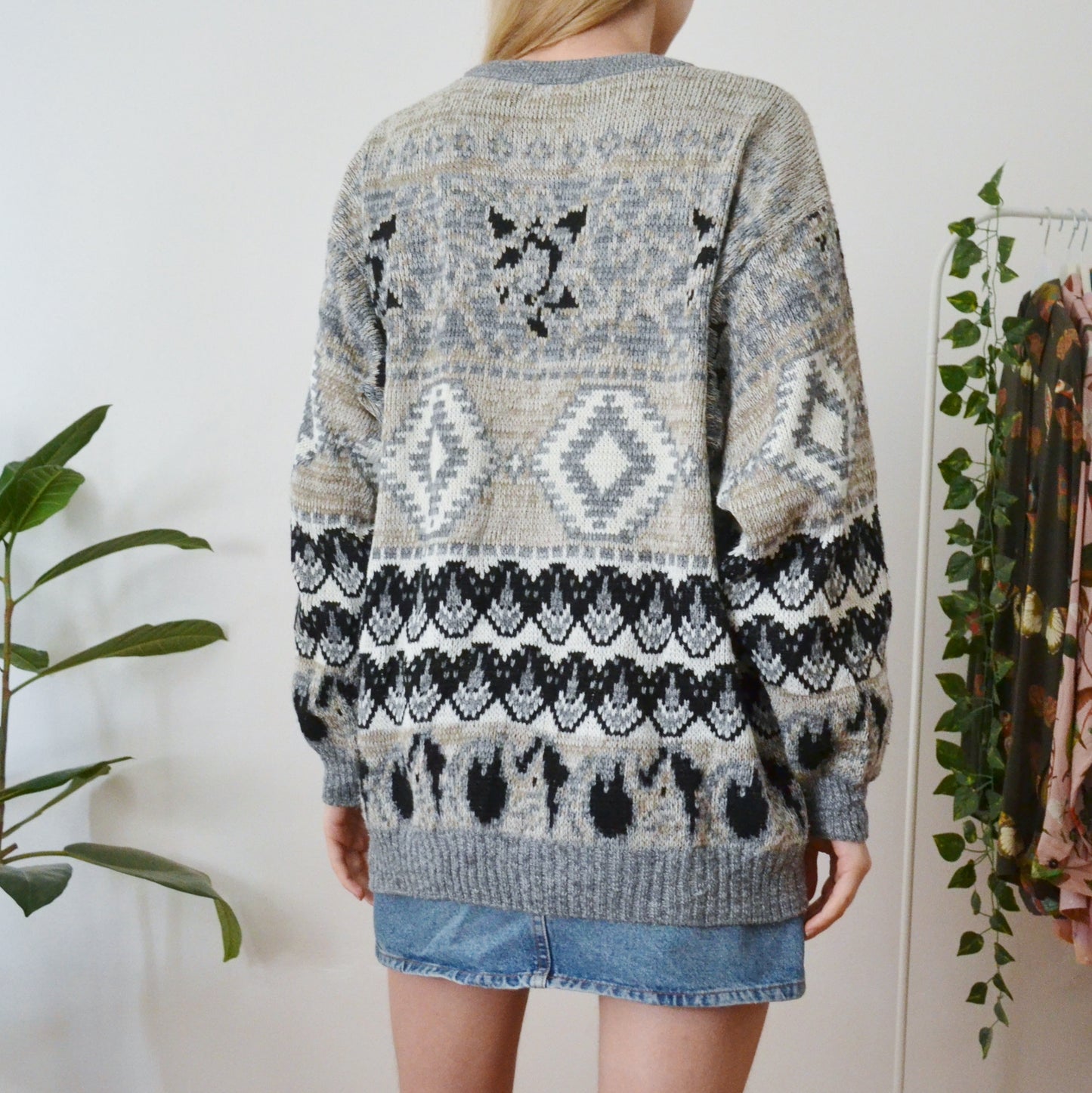 Grey jumper XL
