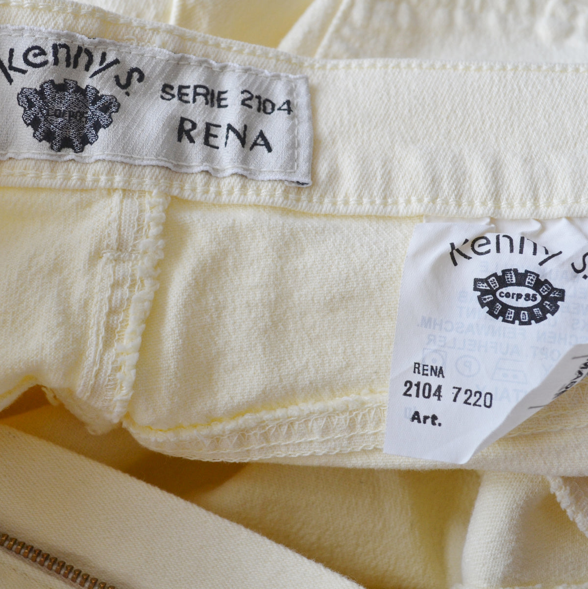 Vintage Pale Yellow Jeans 30W