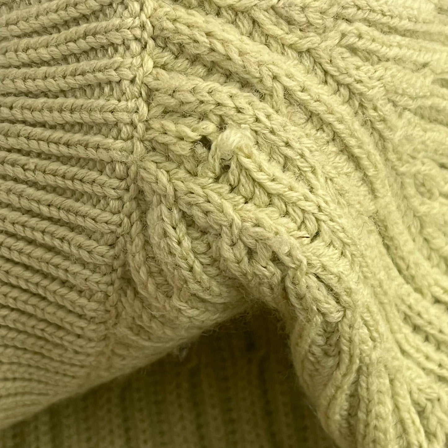 Green jumper M