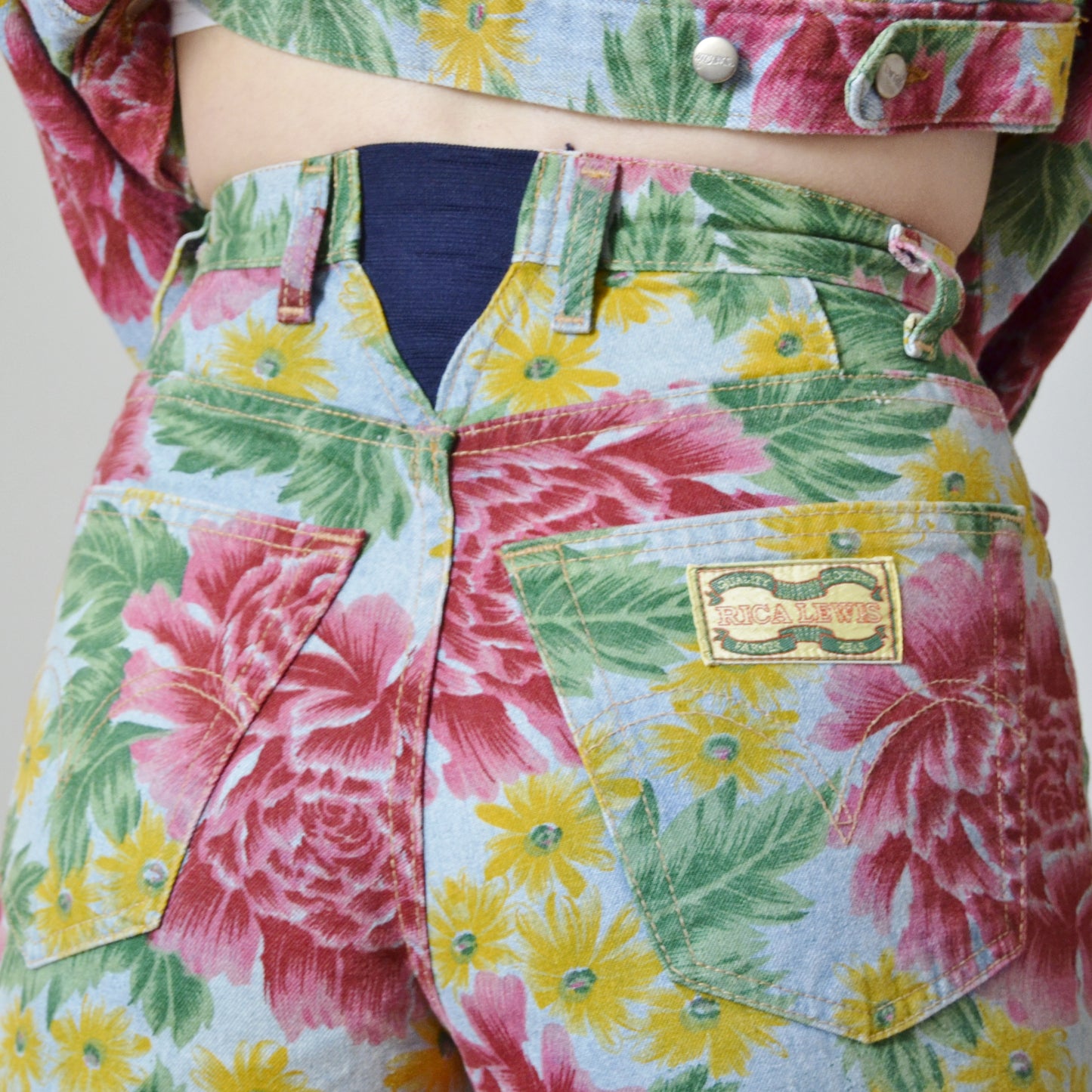 Flora jeans