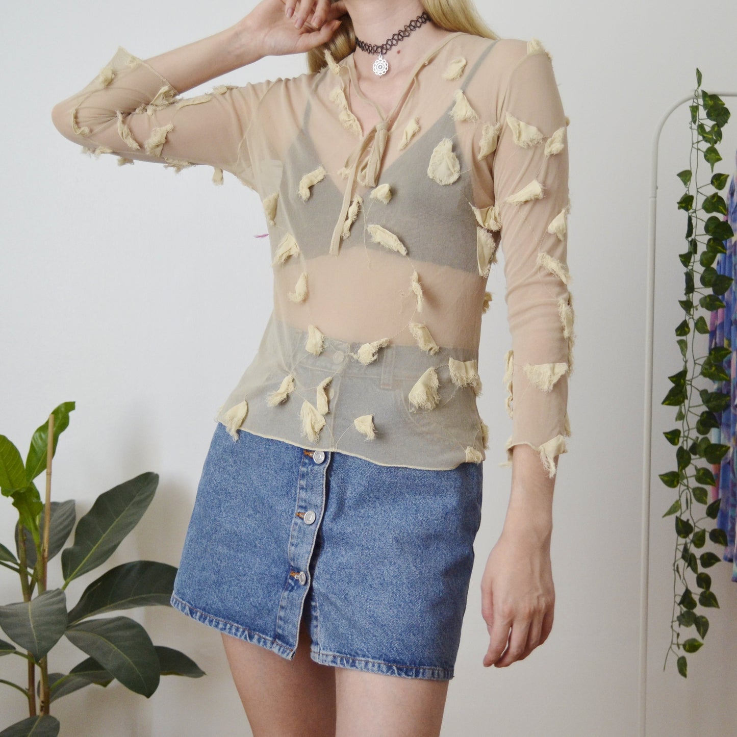 Nude mesh top M
