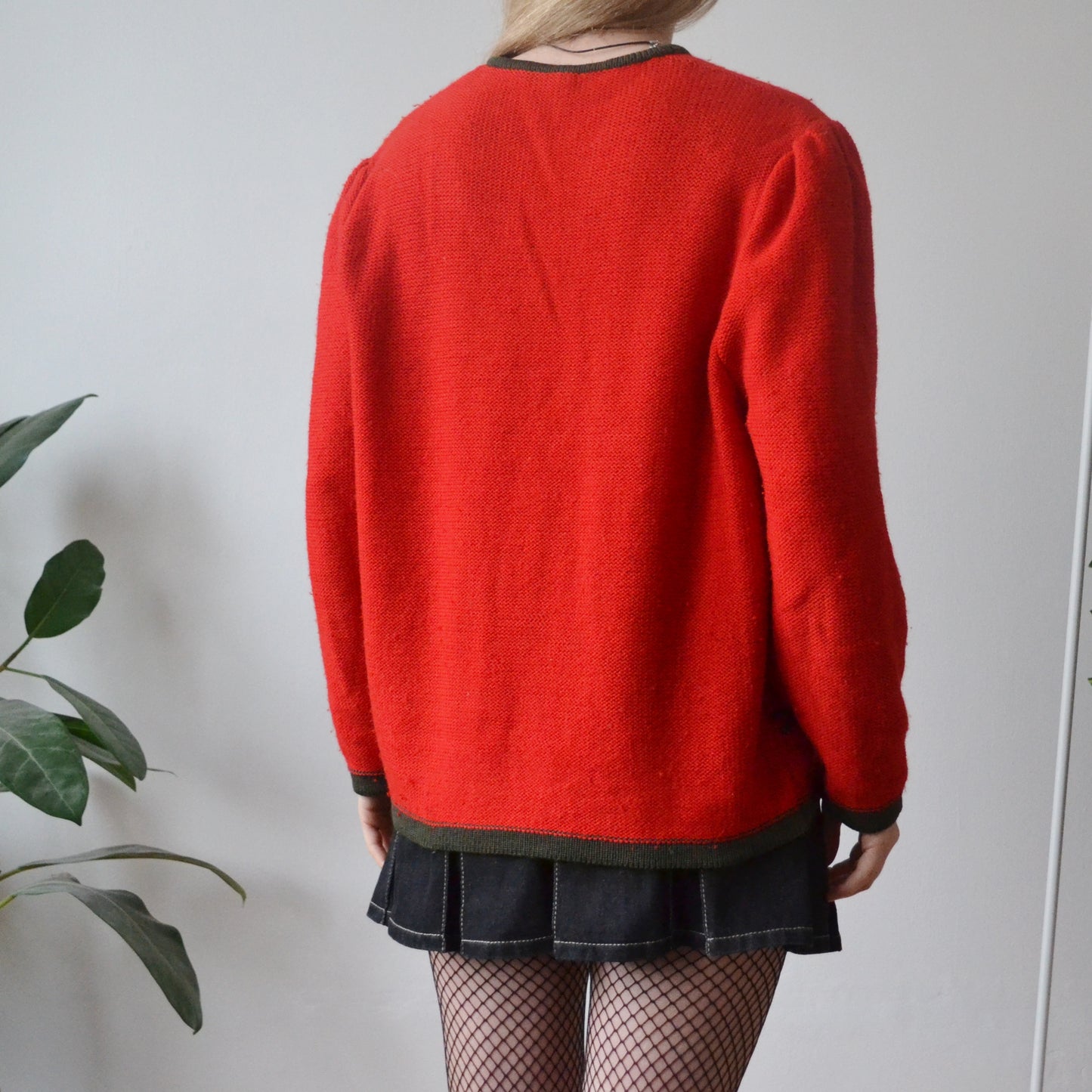 Red cardigan  L