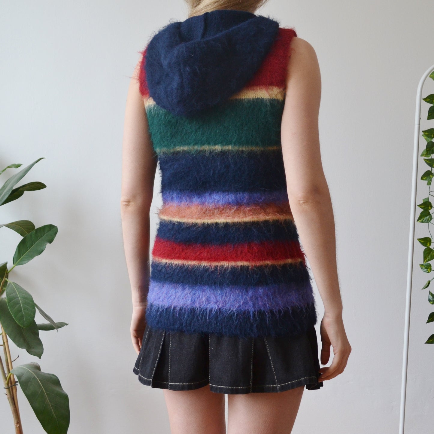 Hooded Jumper Vest S