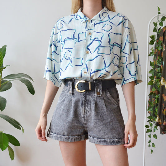 Abstract shirt L