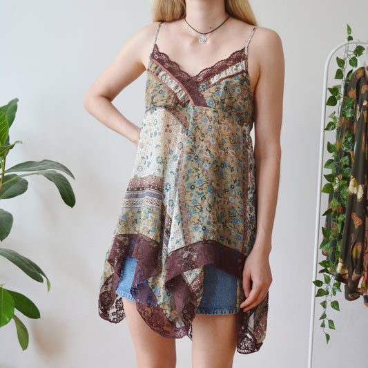 Floral cami top M