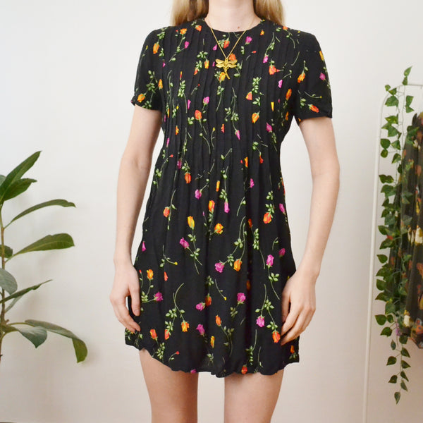 Rose dress uk 6