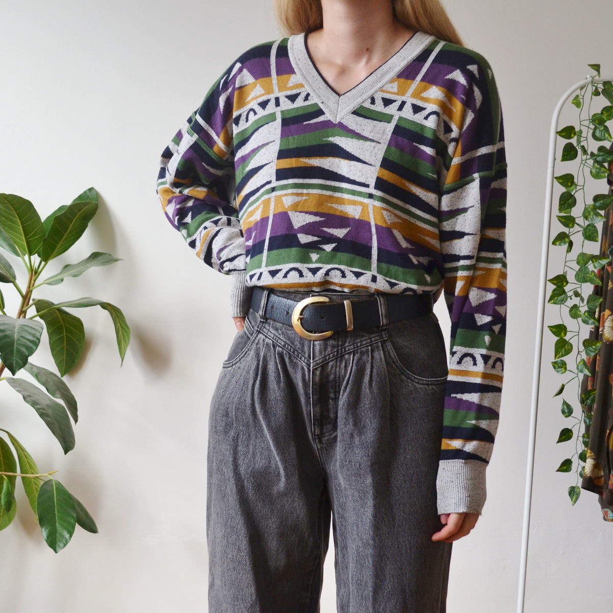 Vintage V Neck Jumper L