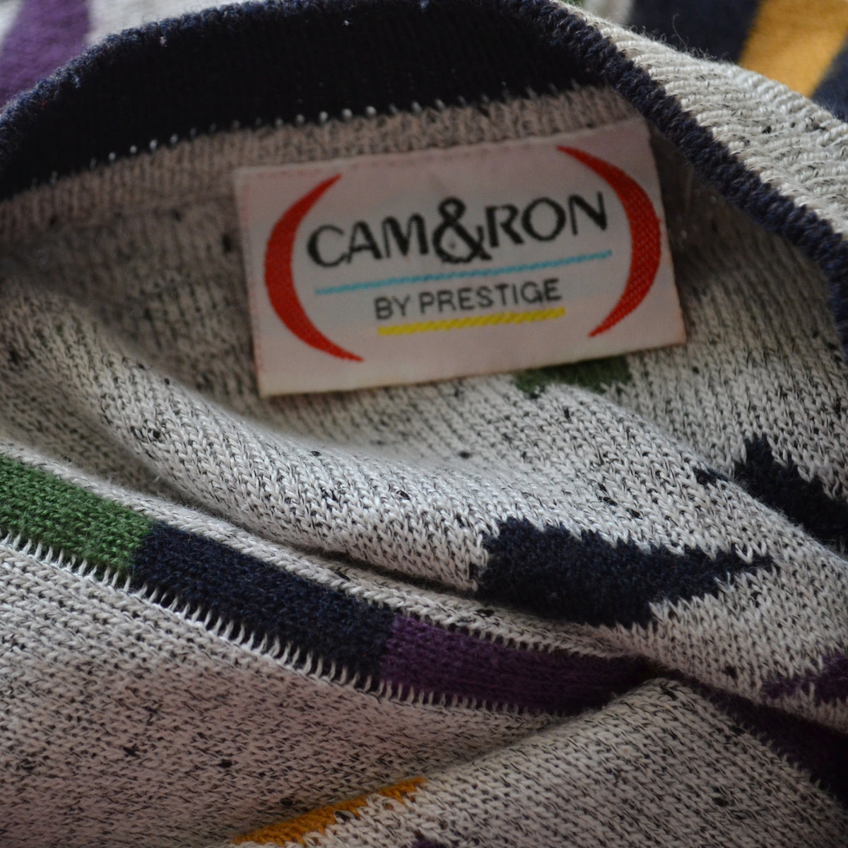 Vintage V Neck Jumper L