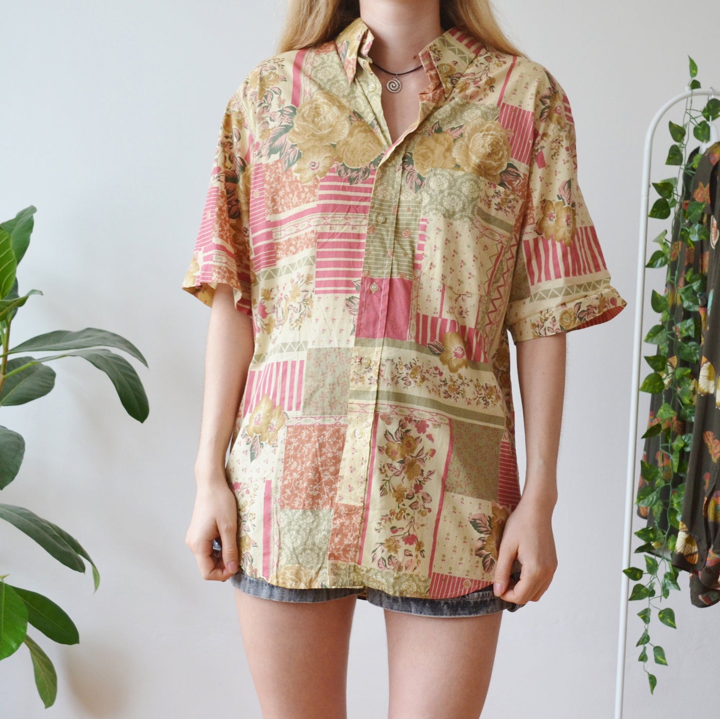 Flower shirt XL