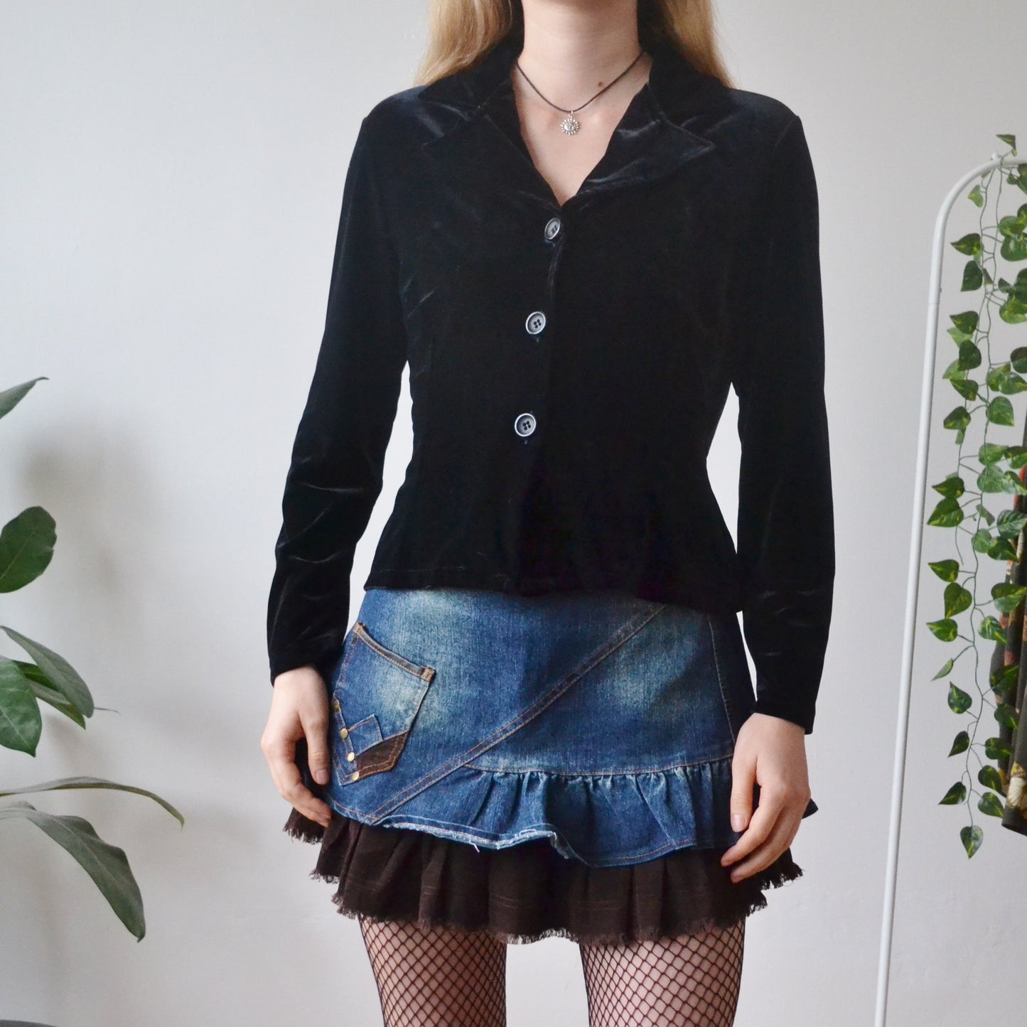 Black velvet blouse M