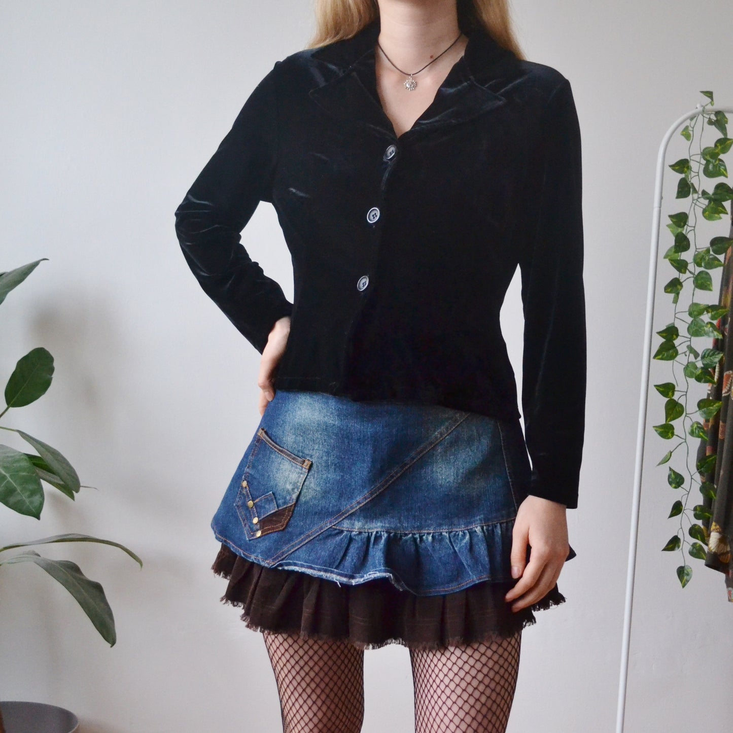Black velvet blouse M