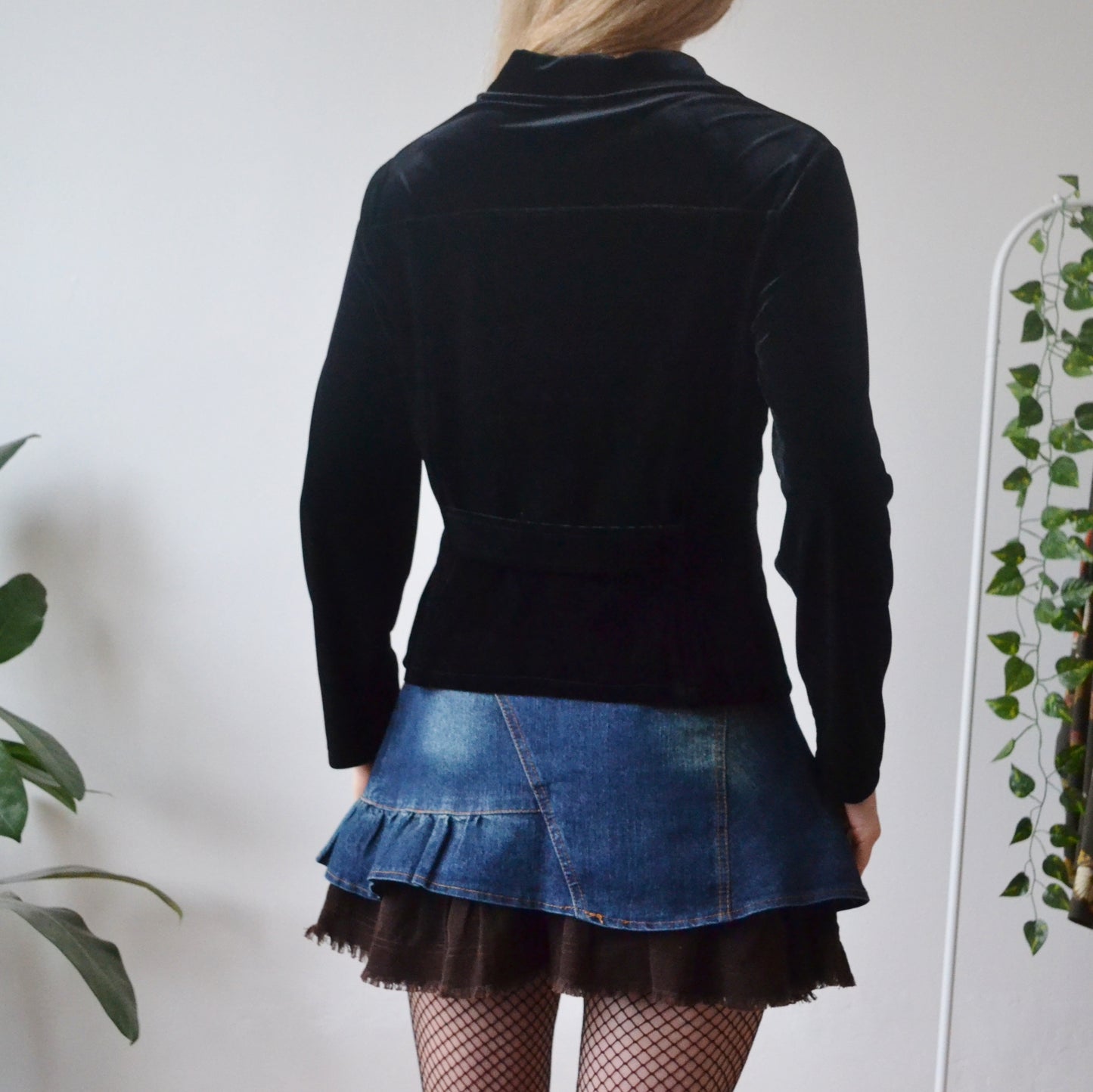 Black velvet blouse M