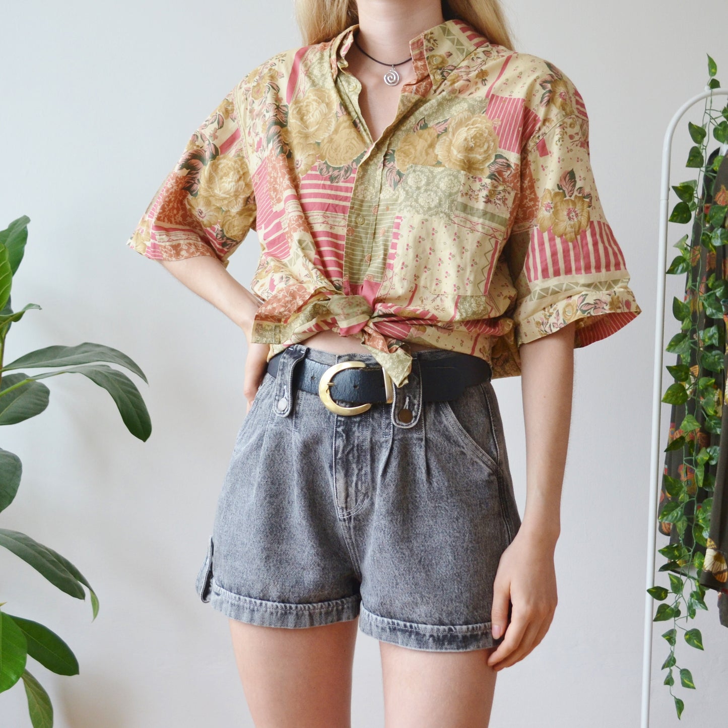 Flower shirt XL