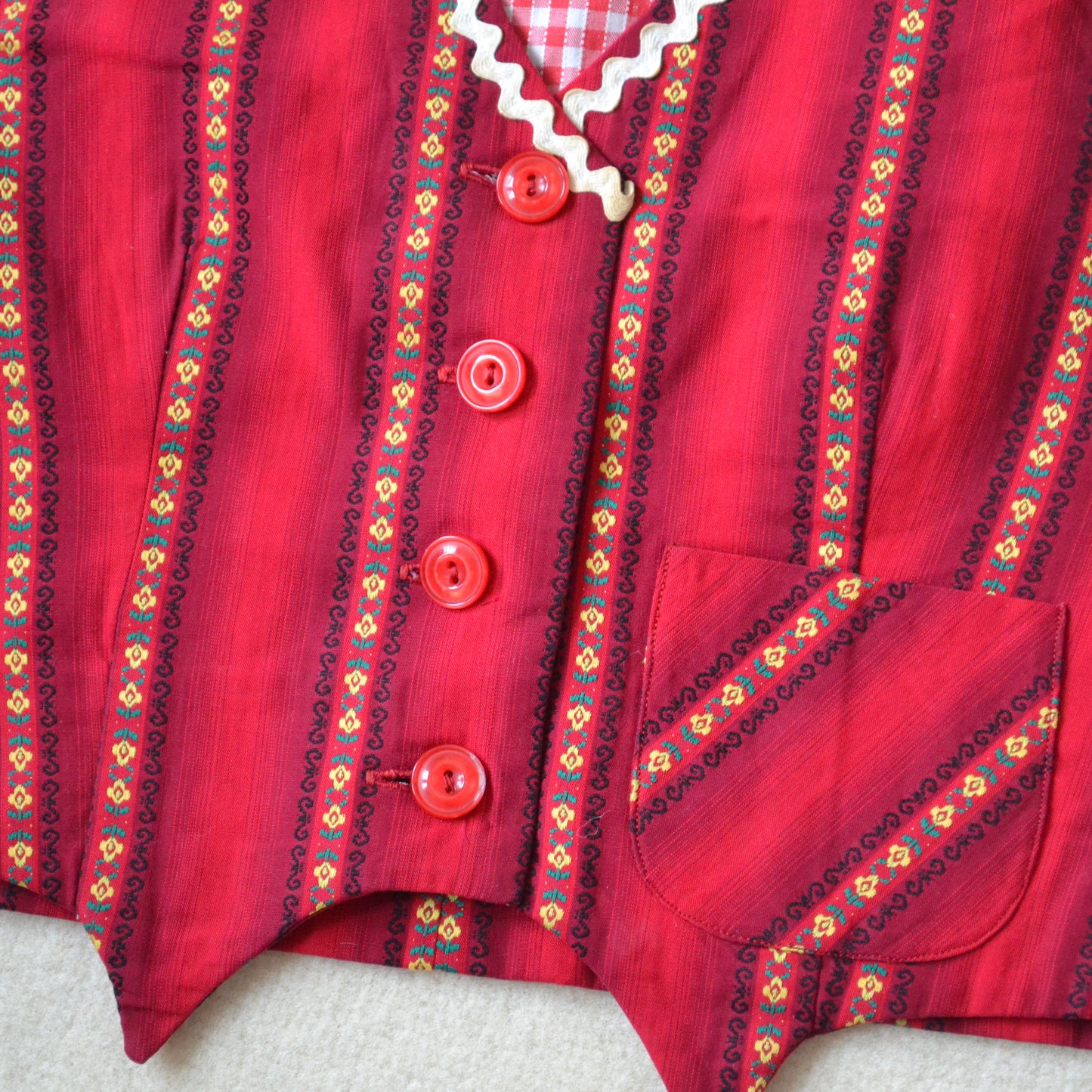 Red waistcoat S