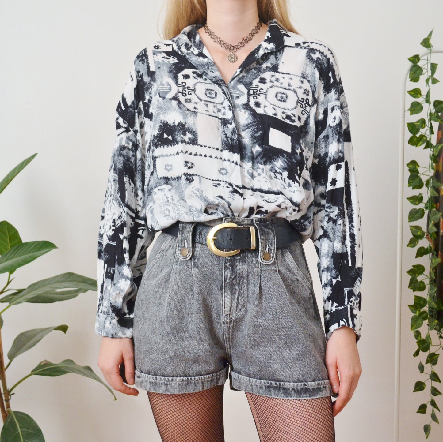 Monochrome shirt M