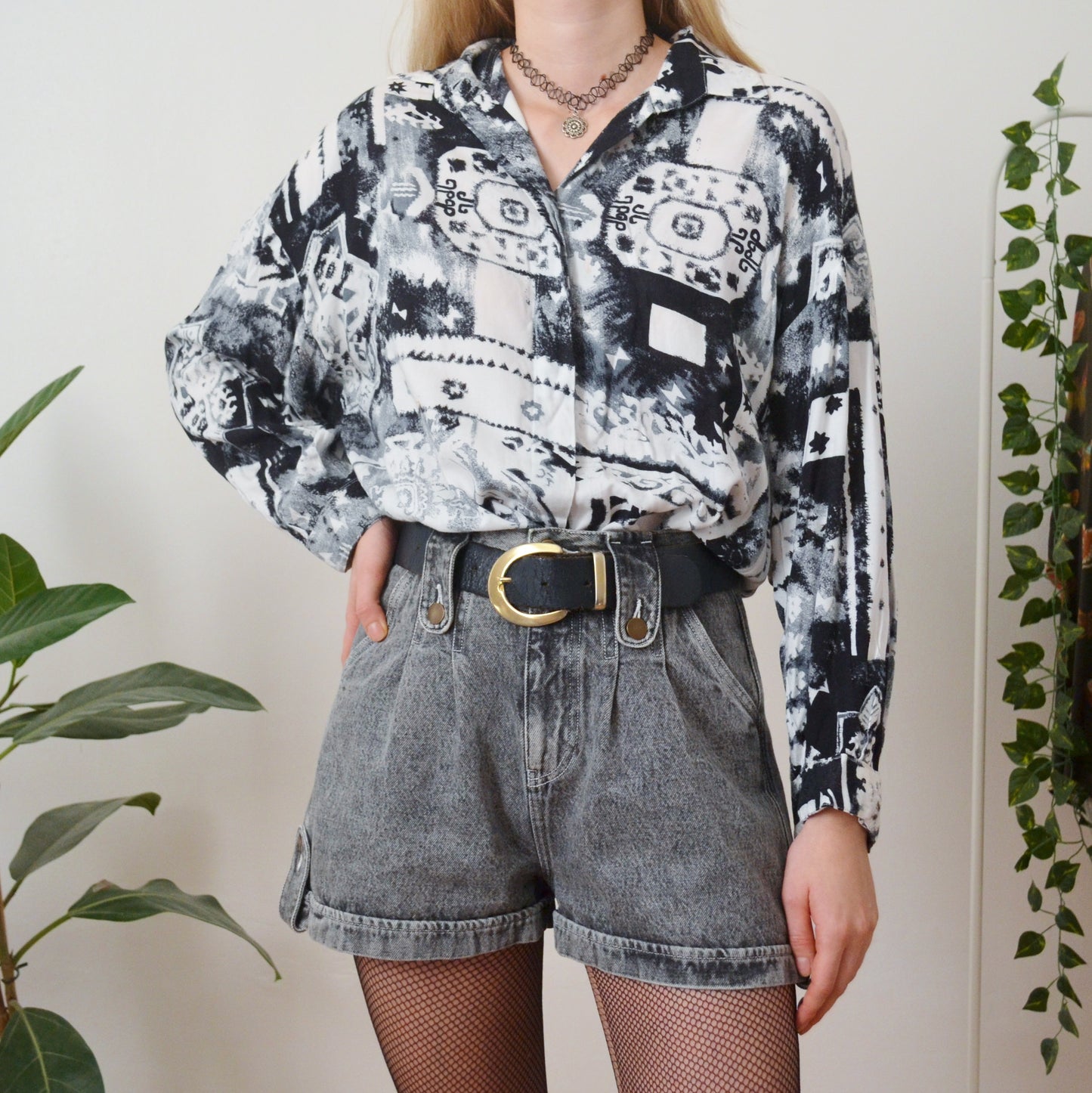 Monochrome shirt M