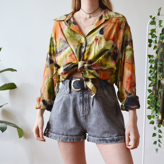 Abstract shirt L