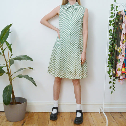Check dress L