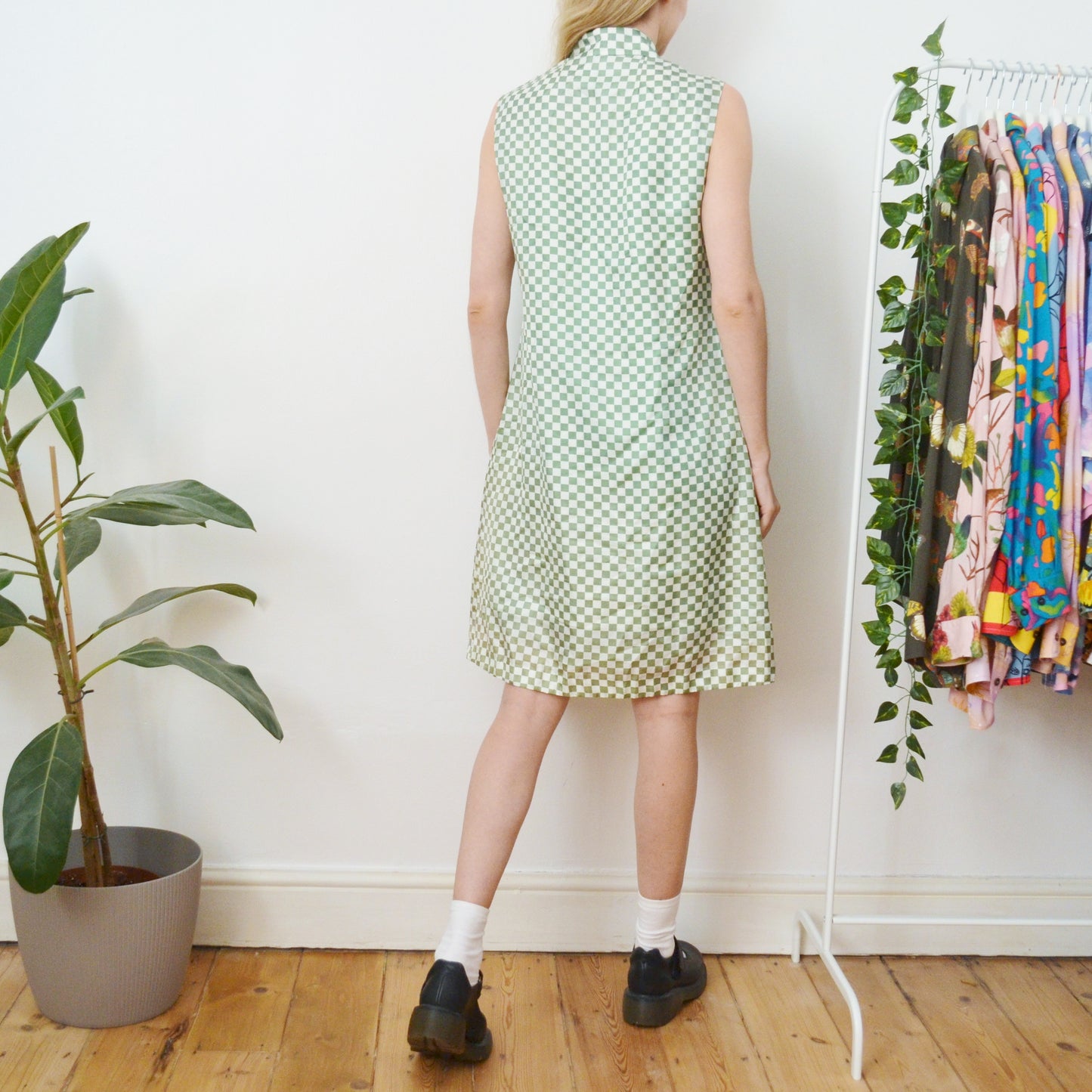 Check dress L