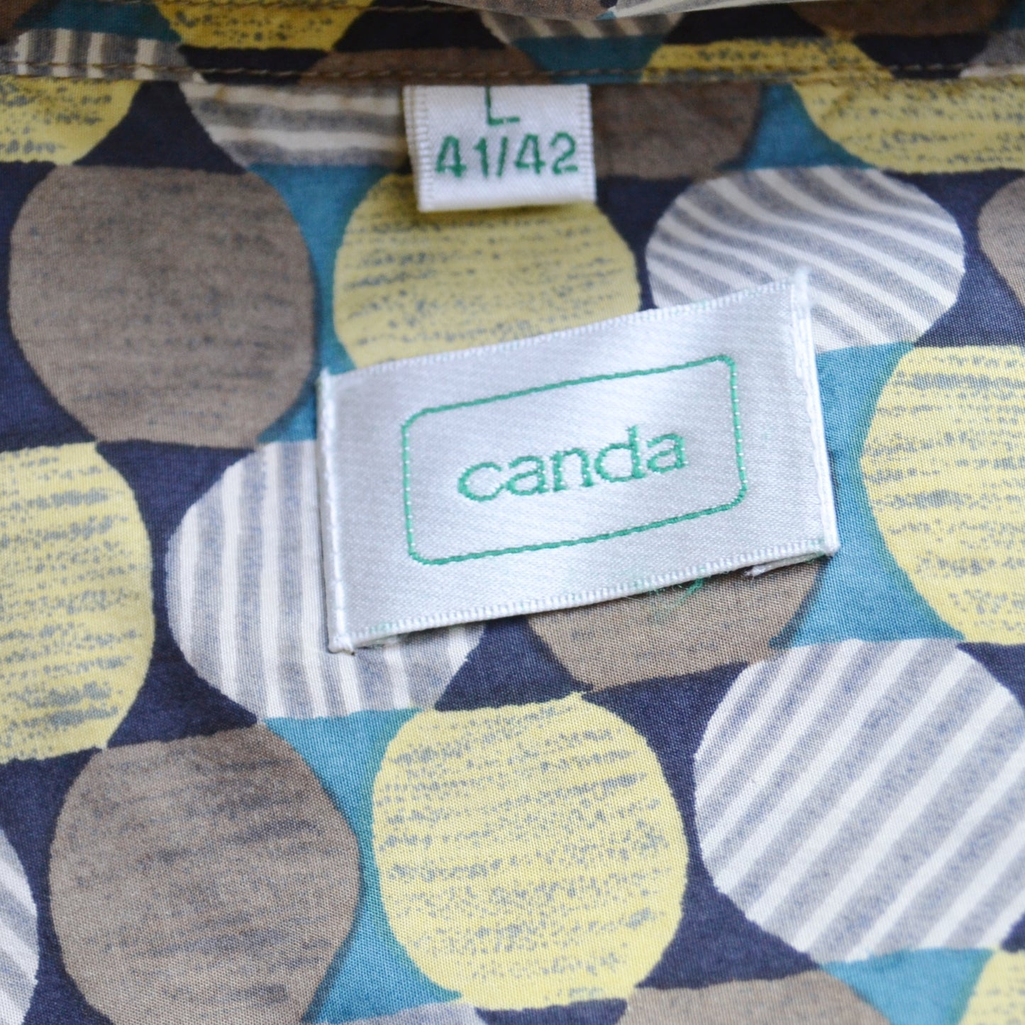 Circle shirt L