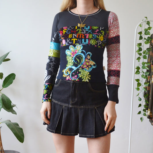 Vintage Alphabet Top S