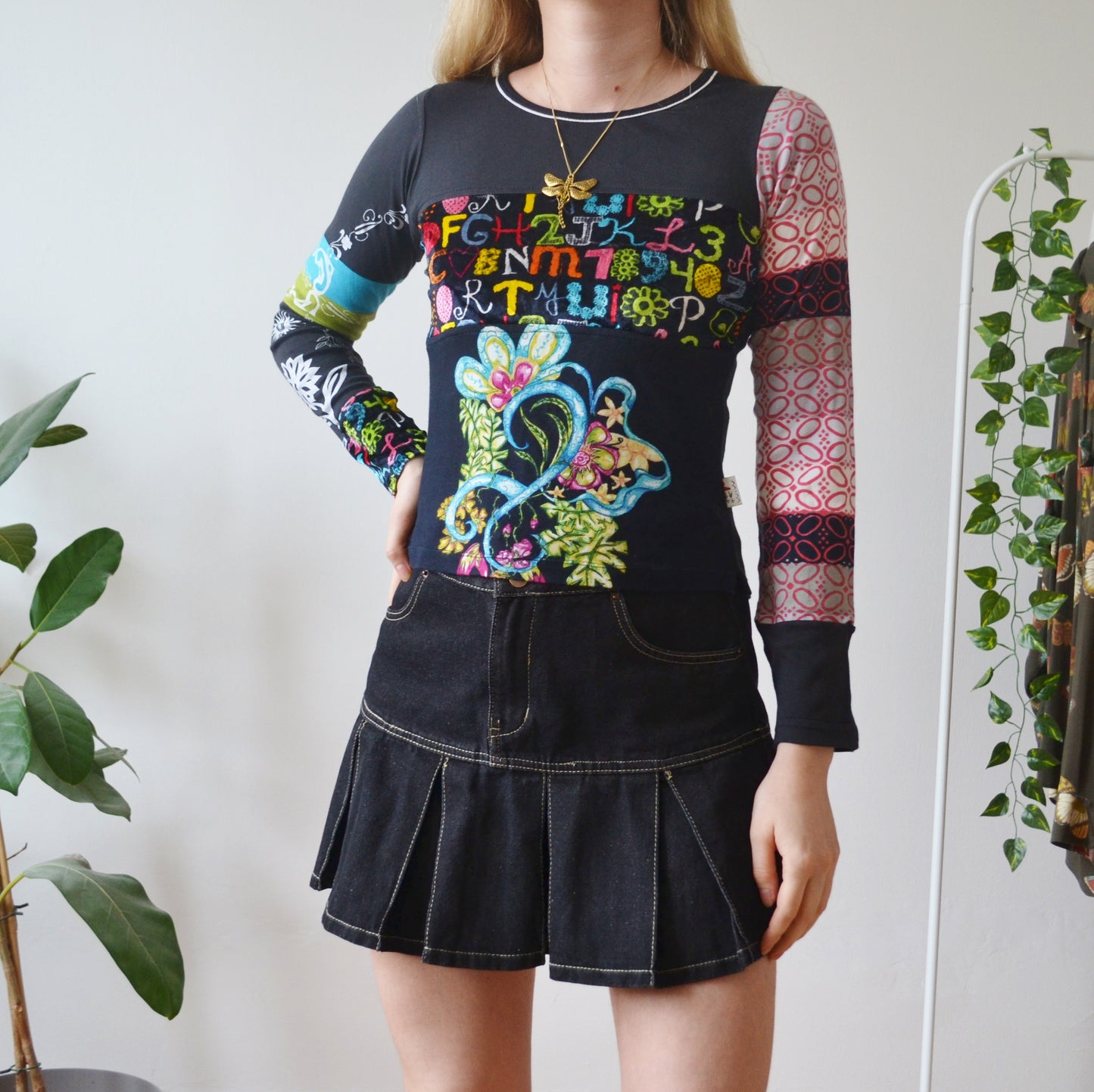 Vintage Alphabet Top S