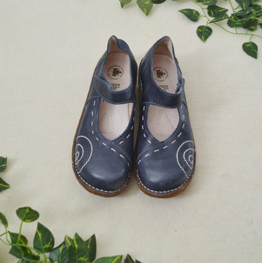 Blue swirl shoes uk 6.5