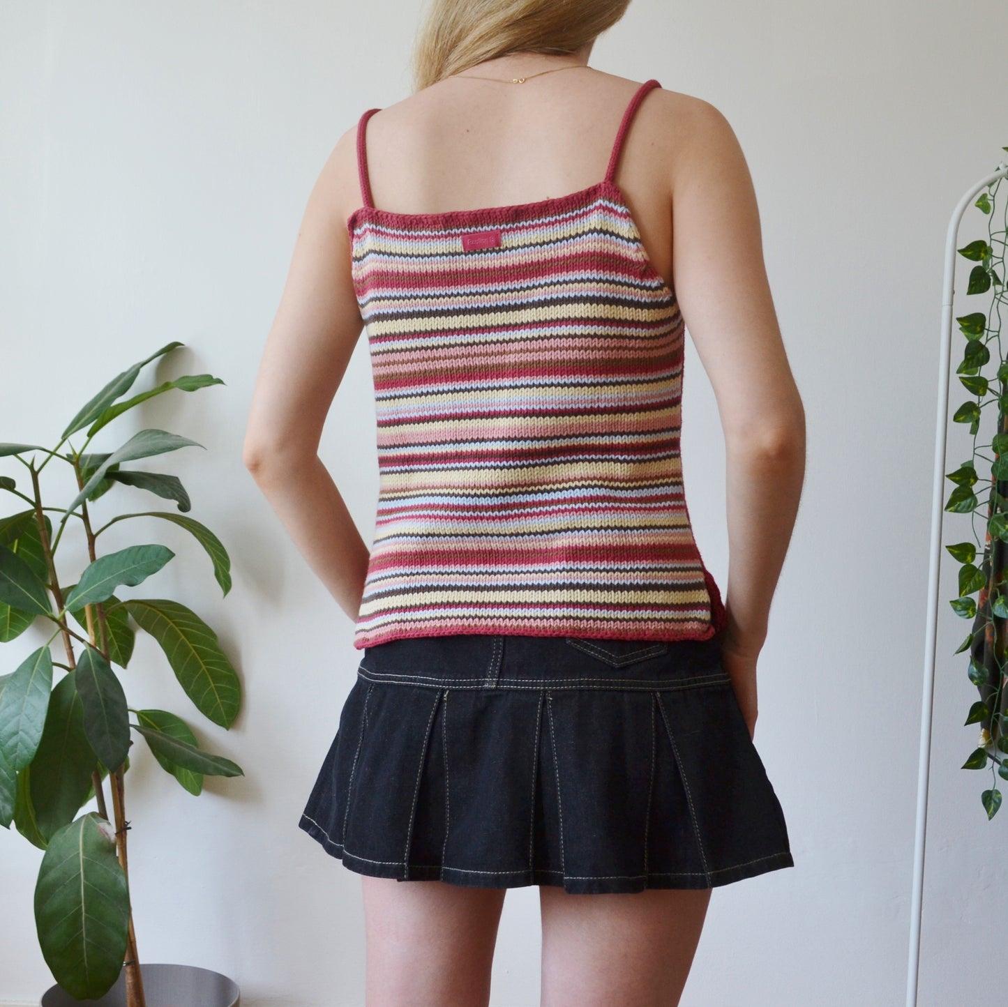 Vintage Knitted Rose Vest S