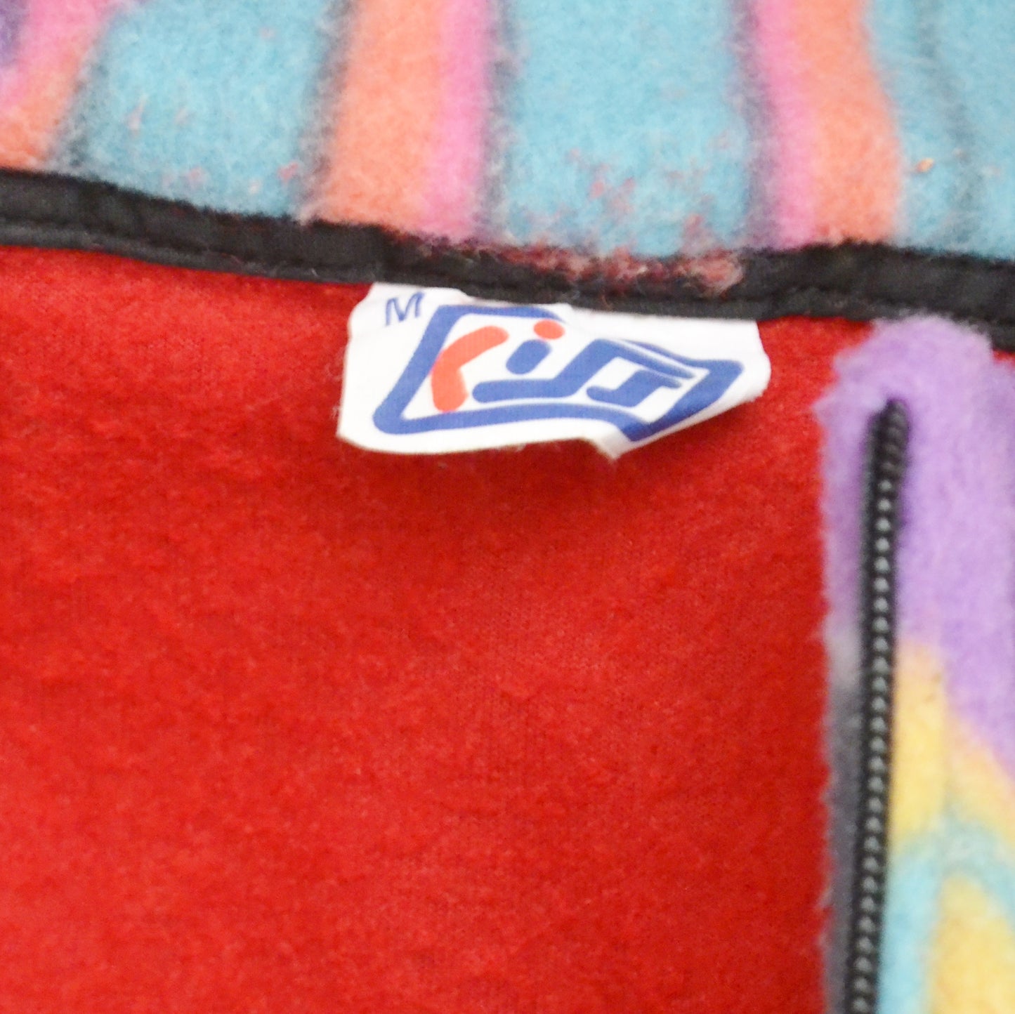Red fleece M