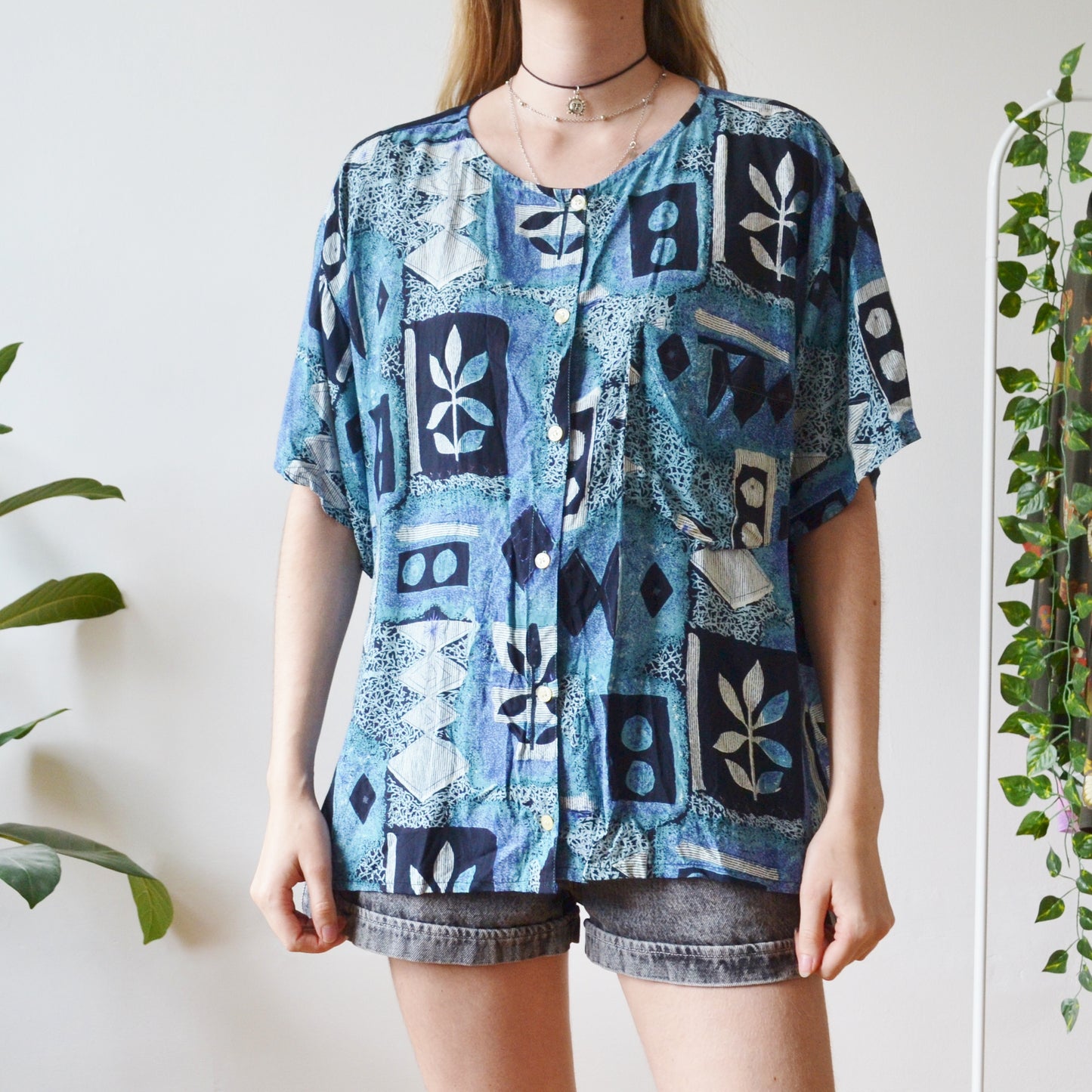 Blue abstract blouse L