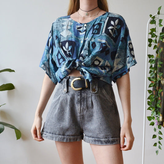 Blue abstract blouse L