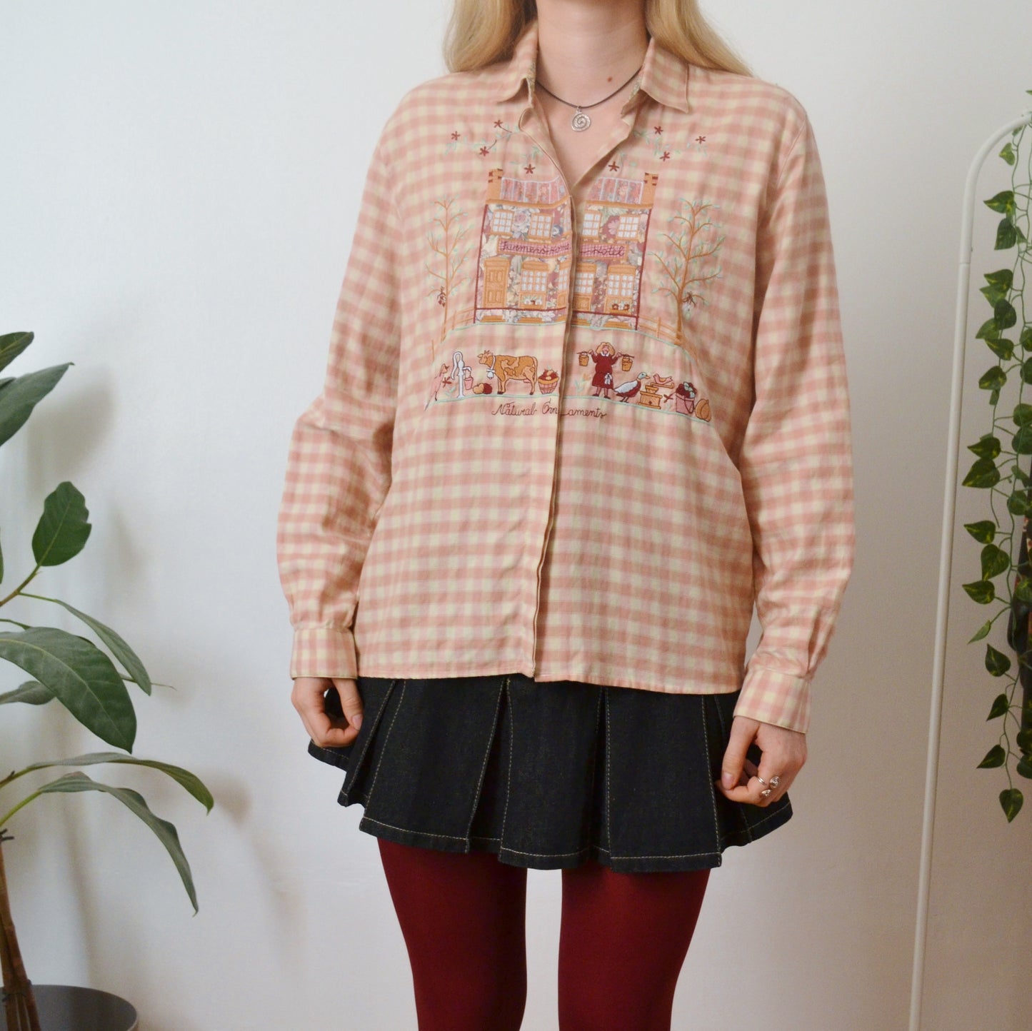 Embroidered blouse L