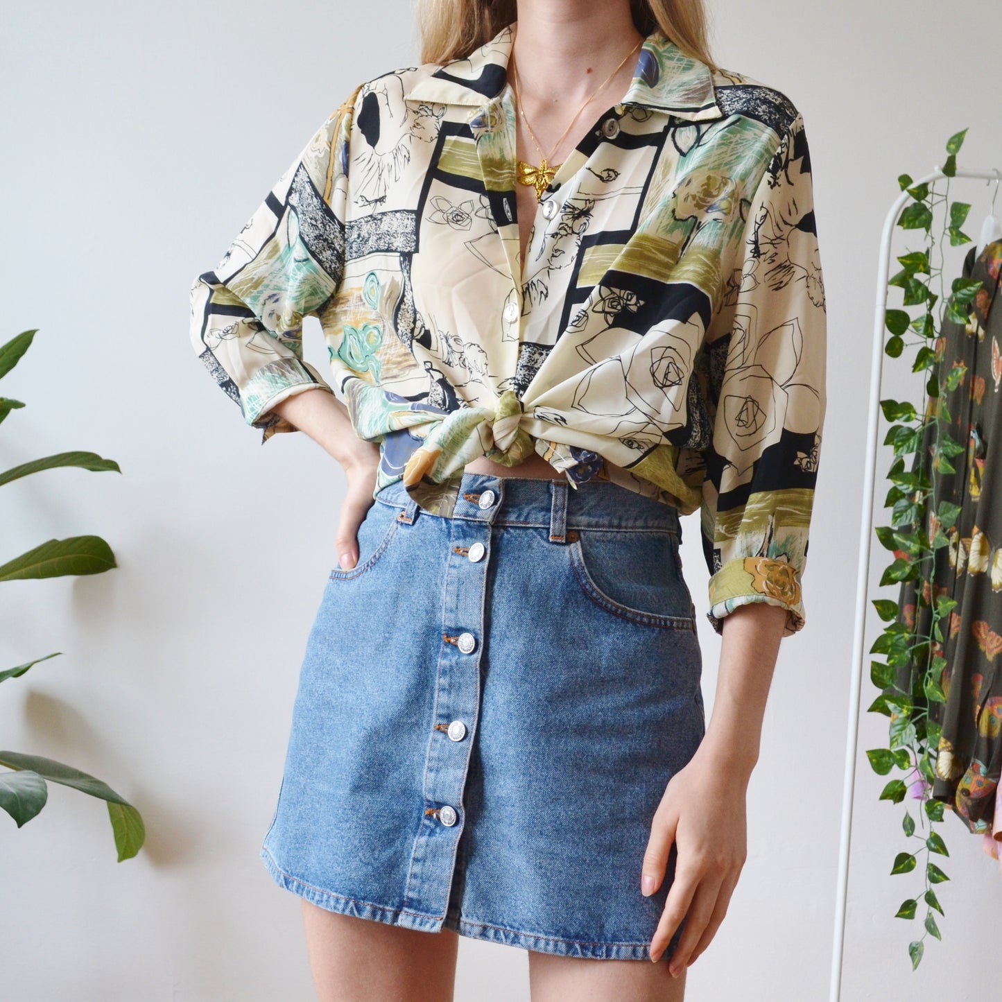 Abstract shirt L
