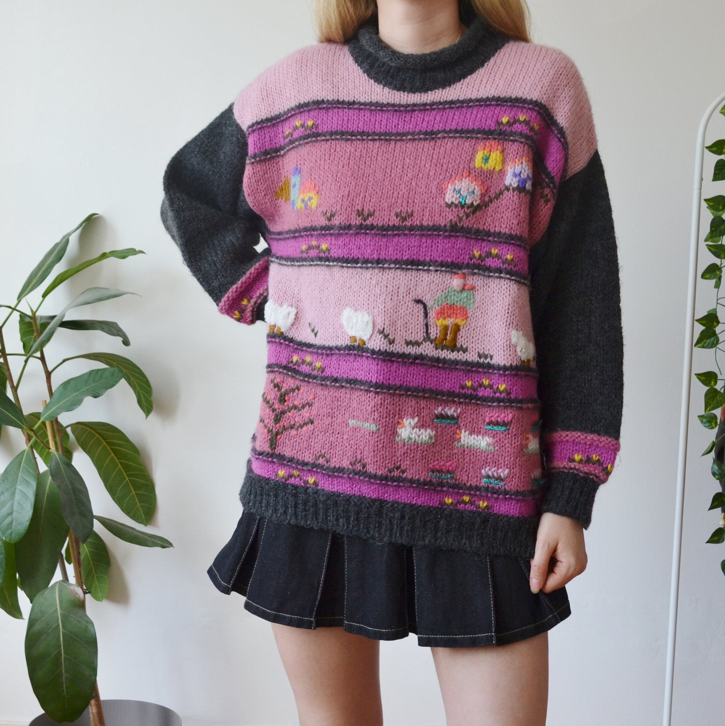Vintage Cottage Jumper L