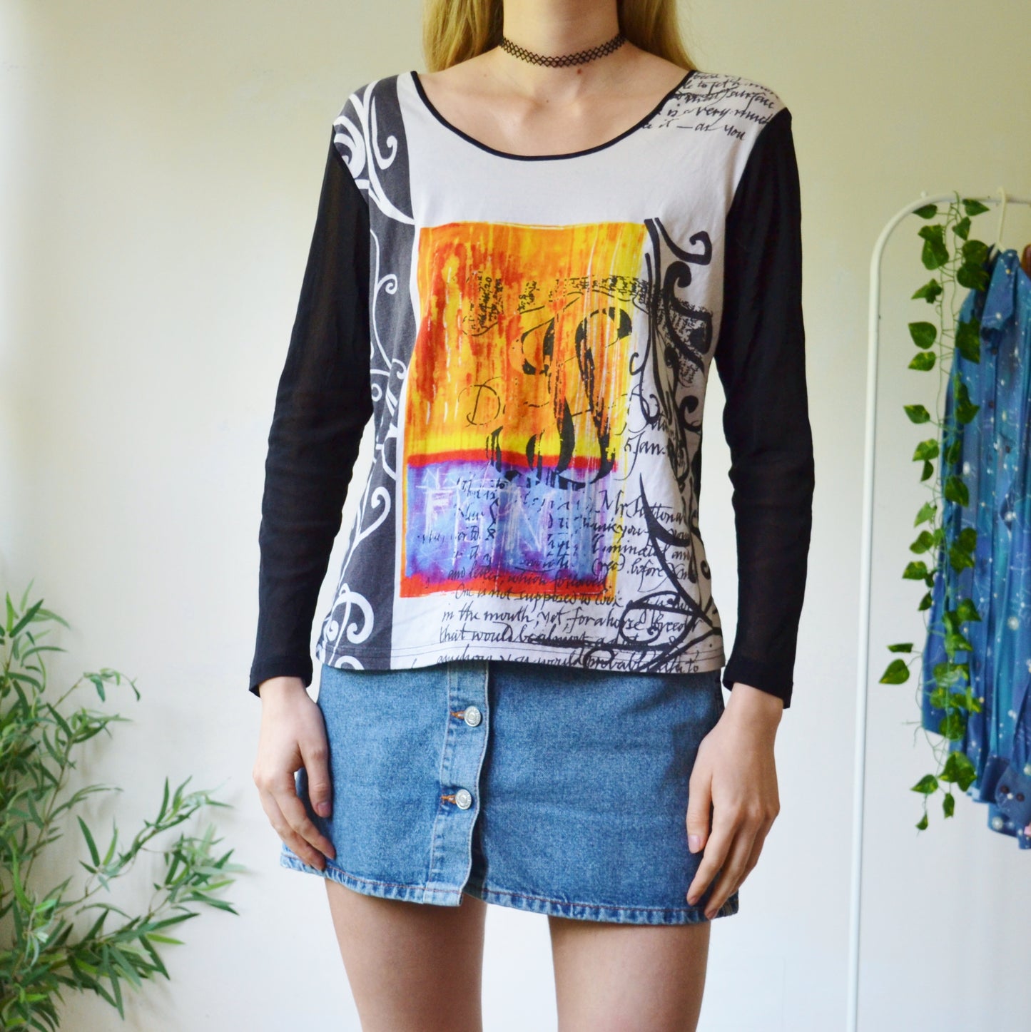 Abstract top L