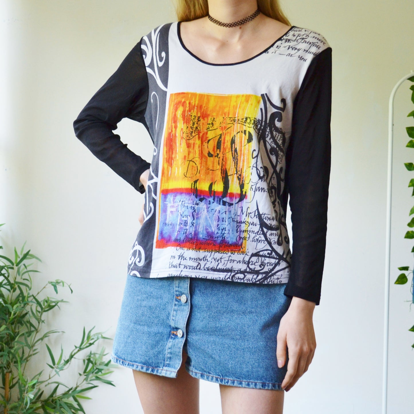 Abstract top L