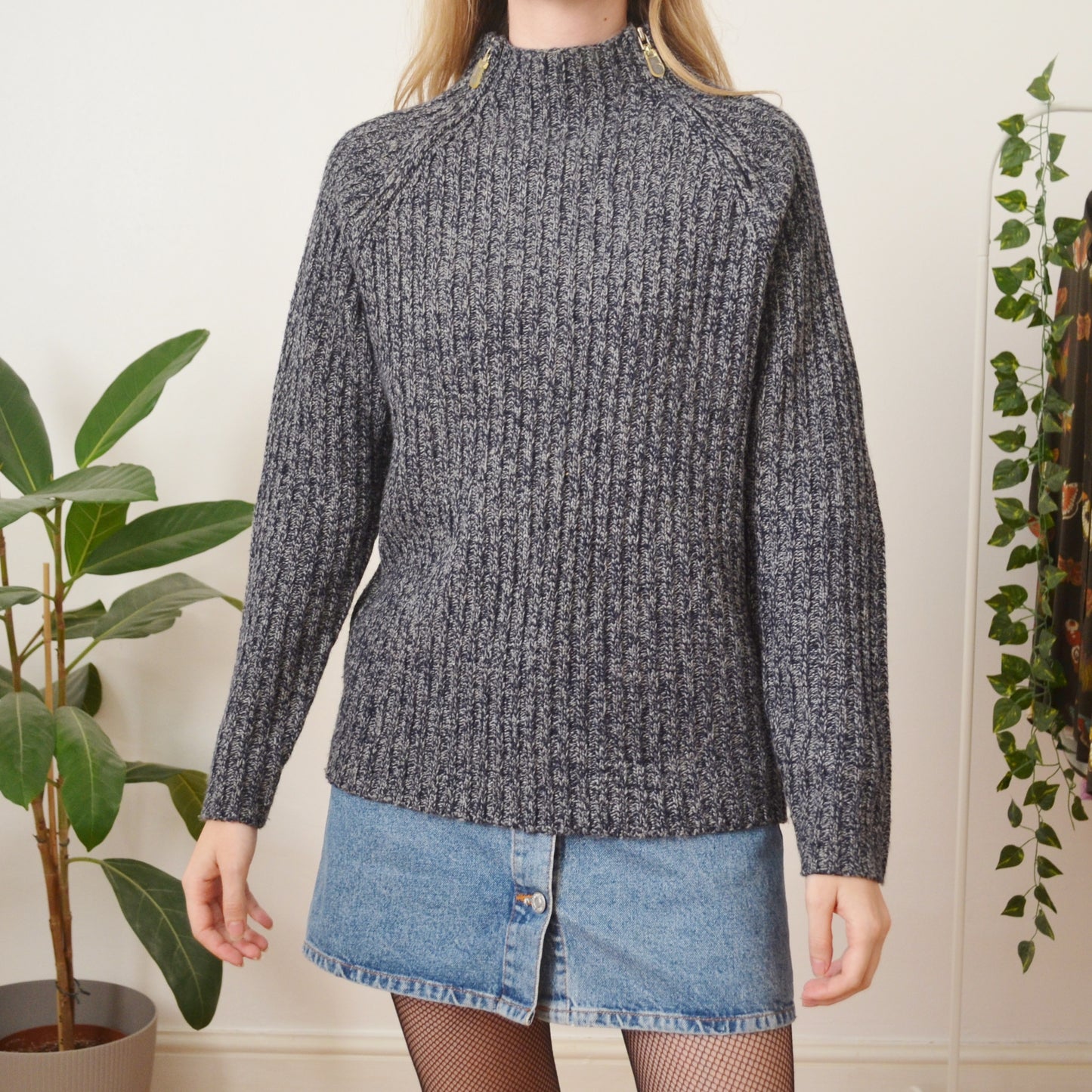 Grey jumper M