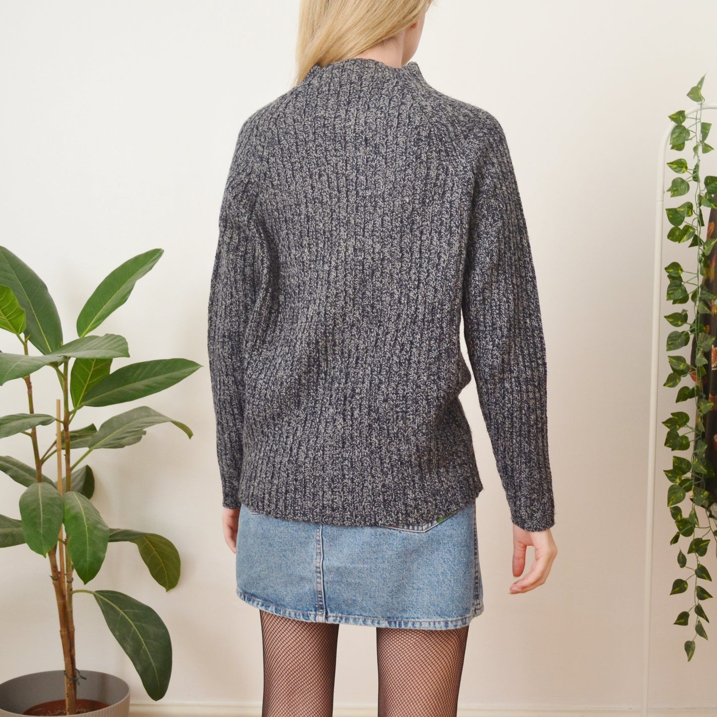Grey jumper M