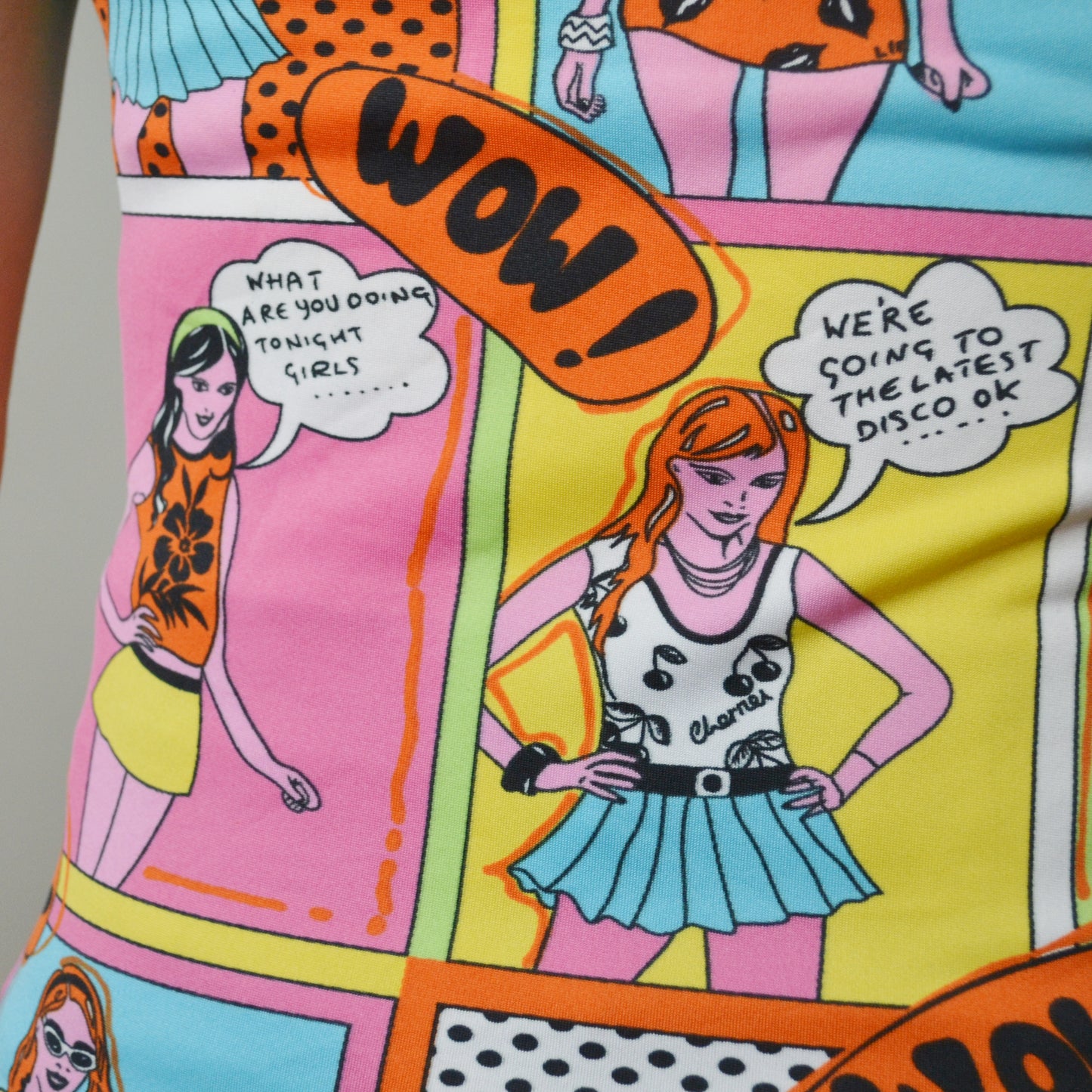 Comic top M