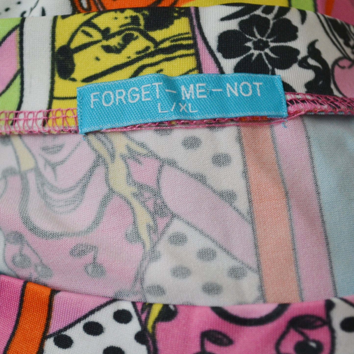 Comic top M