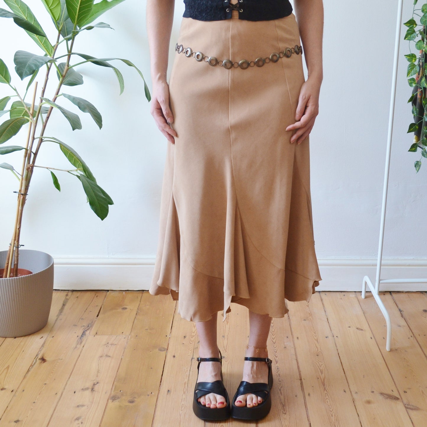 Vintage Beige Midi Skirt S