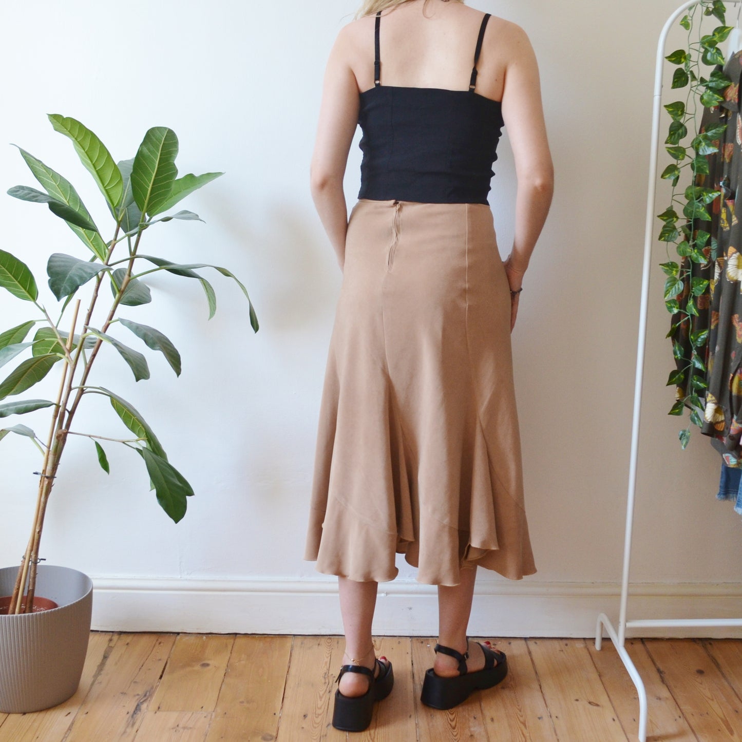 Vintage Beige Midi Skirt S