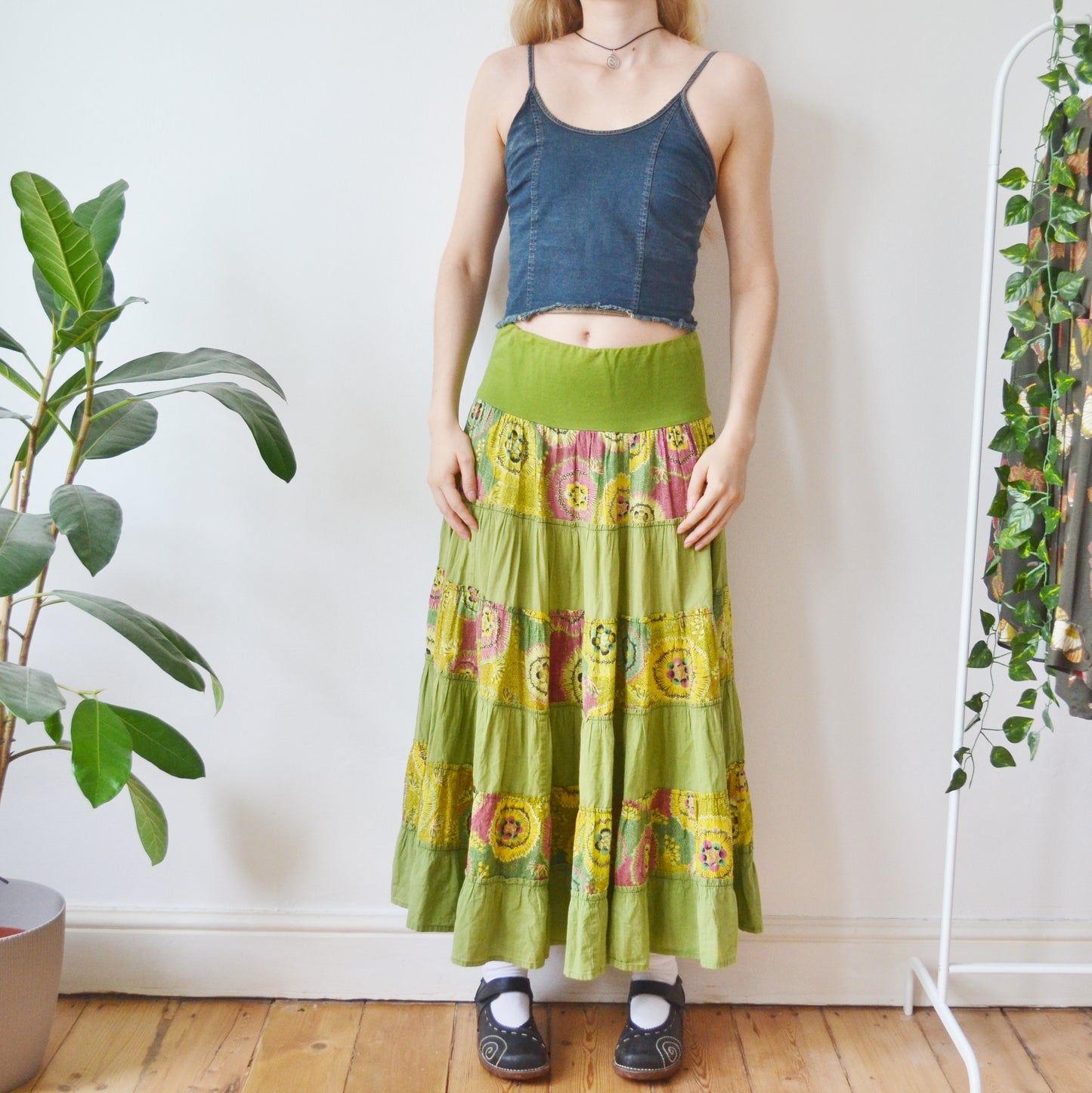 Green skirt M/L