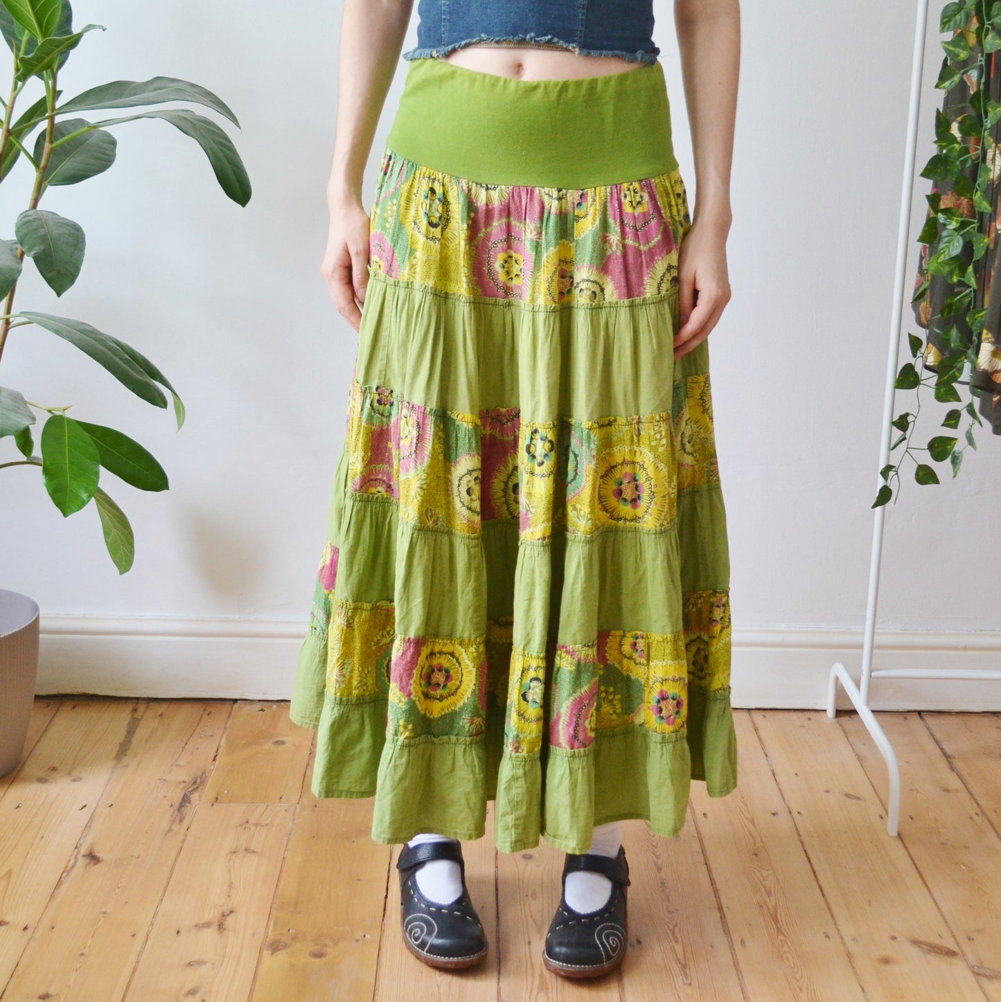 Green skirt M/L