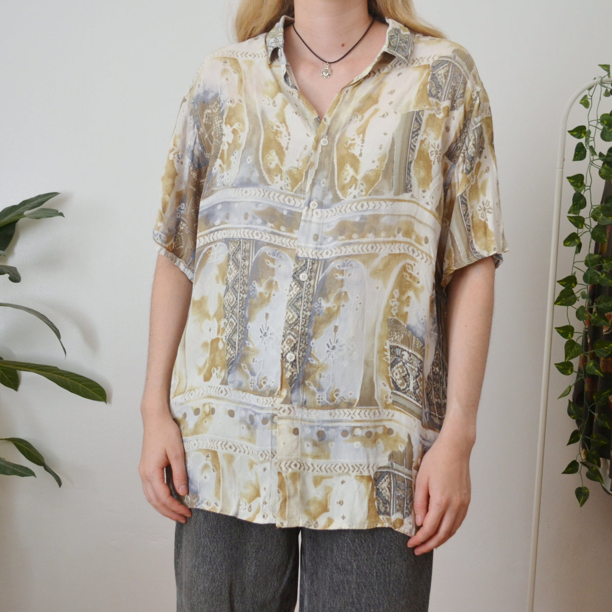 Vintage Abstract Shirt L