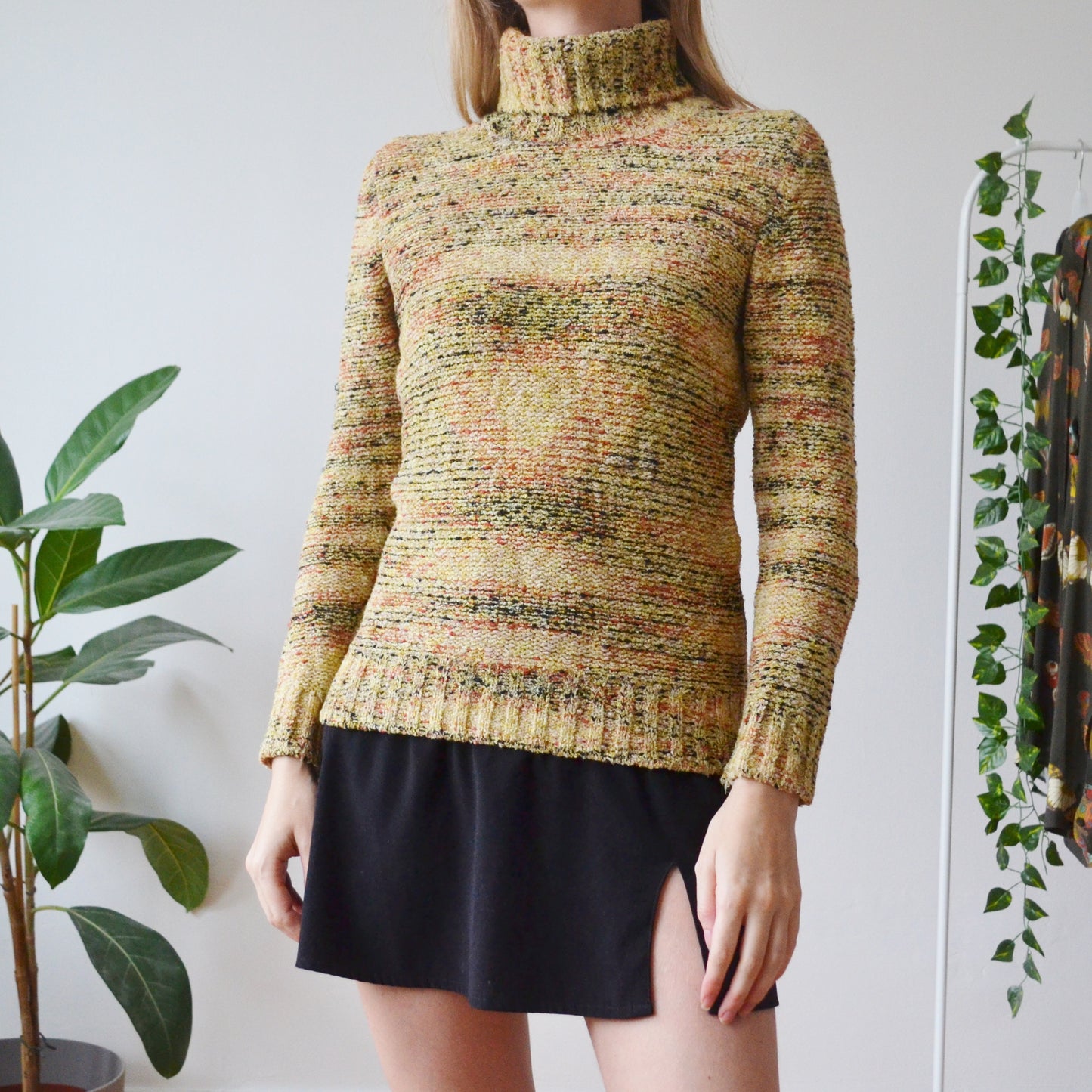 Roll neck jumper S