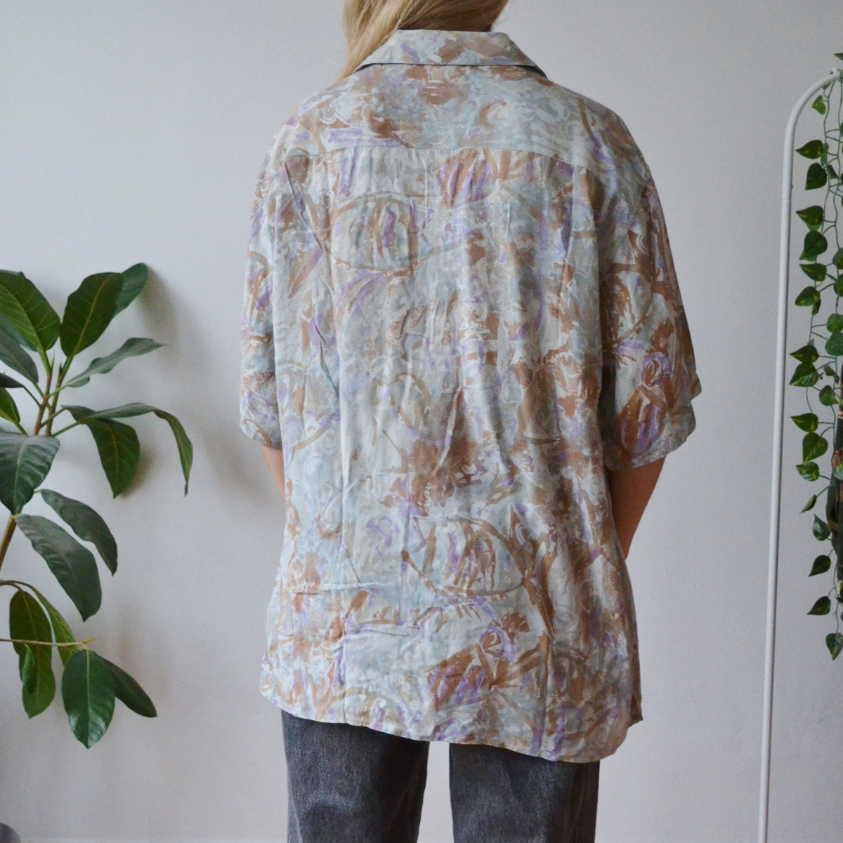 Vintage Abstract Shirt L