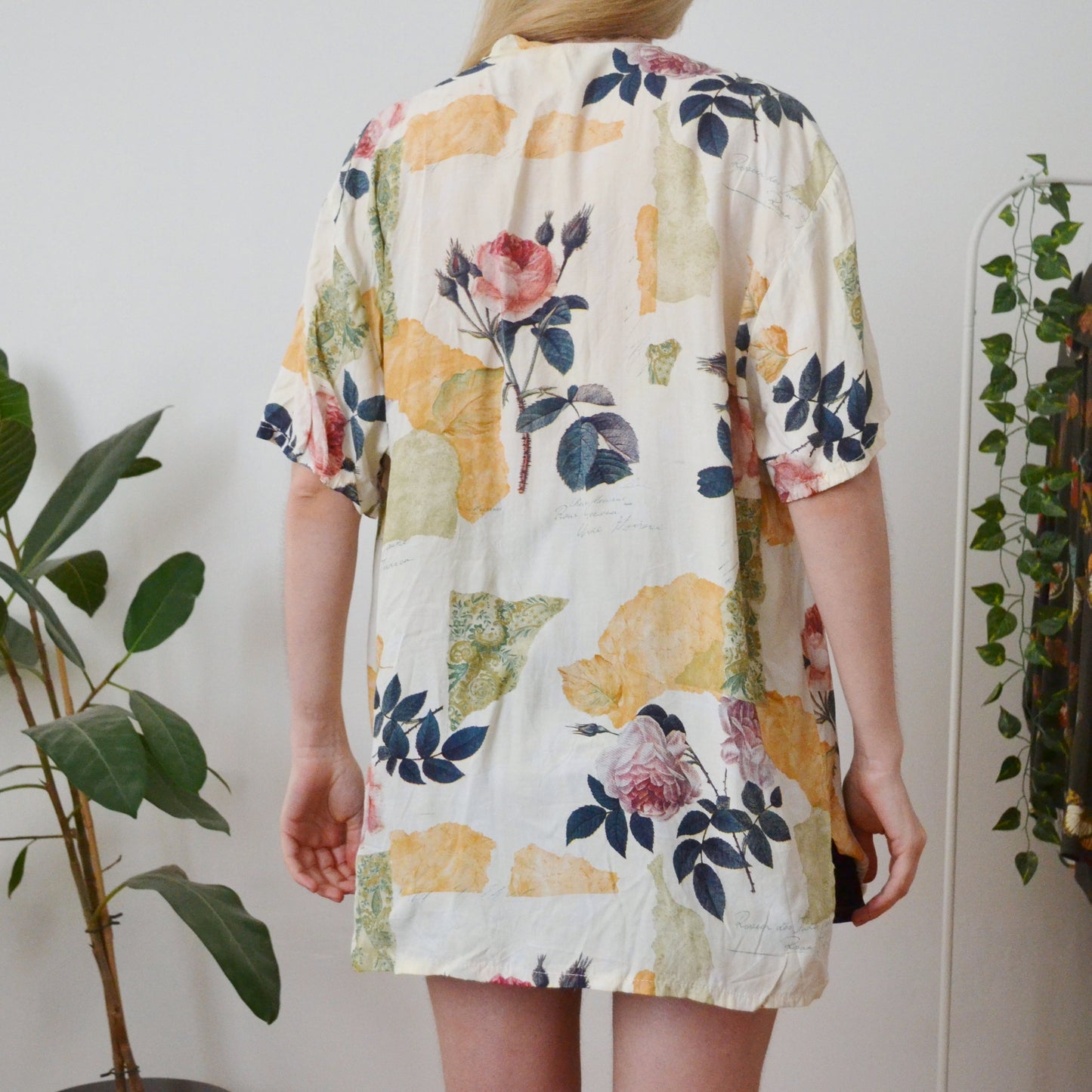 Vintage Rose Shirt L